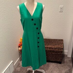 Green Sleeveless Dress